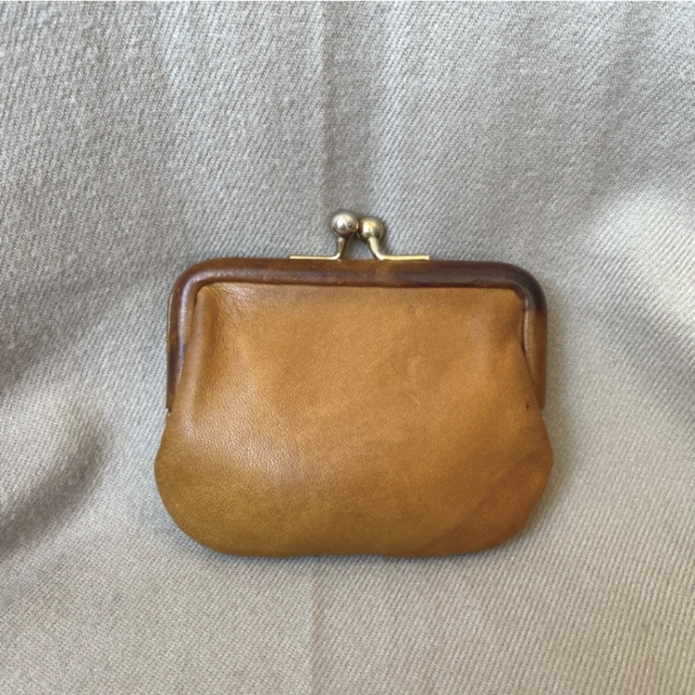 Coach Honey Kisslock Change Purse Wallet